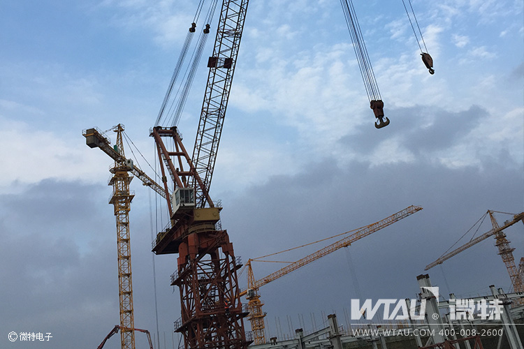The boom tower crane of China Power Investment GCL Binhai power generation project is equipped with micro special products